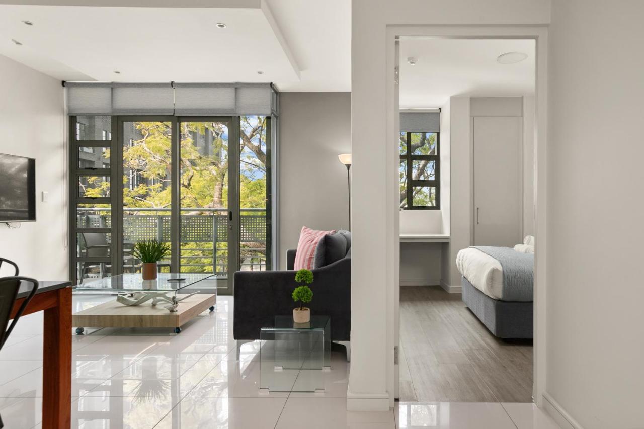 Easy Stay - The Median Rosebank 约翰内斯堡 外观 照片